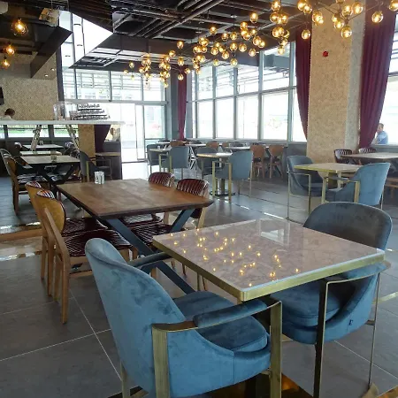 מלון Teknosports 3*